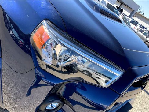 Used 2022 Toyota 4Runner TRD Off-Road Premium image 27