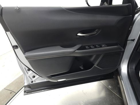 Certified 2023 Lexus UX 250h F Sport w/ Accessory Package (Z2) image 15