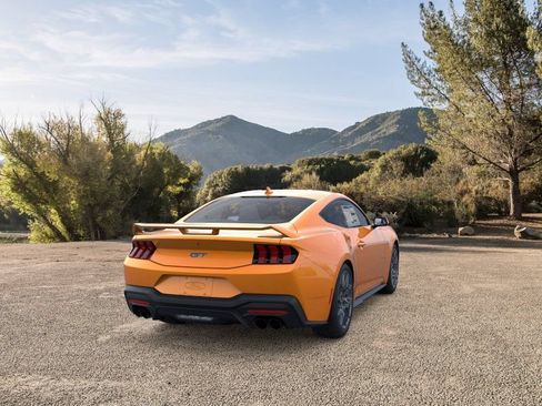 New 2026 Ford Mustang GT Premium w/ GT Performance Package RWD image 8