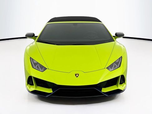 Used 2020 Lamborghini Huracan EVO image 40