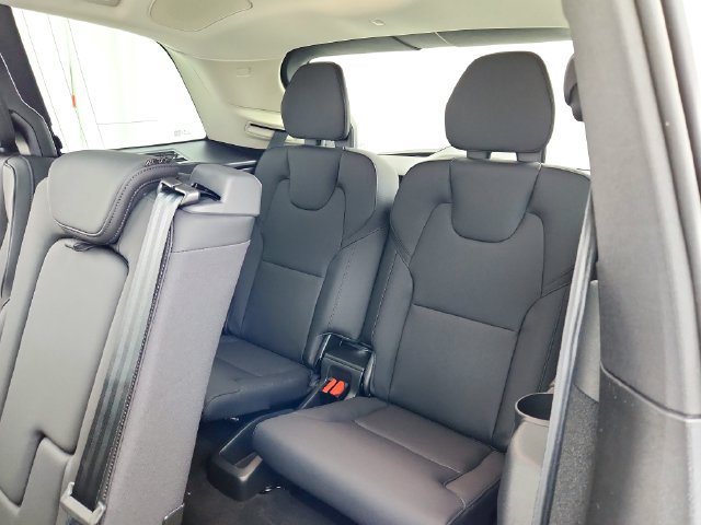 New 2026 Volvo XC90 B6 Plus w/ Protection Package Premier AWD/4WD image 29