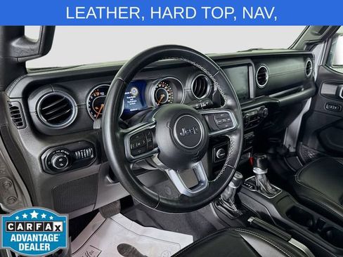 Used 2020 Jeep Gladiator Overland AWD/4WD image 9