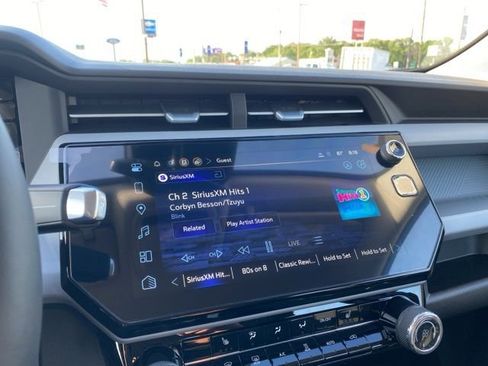 New 2027 Chevrolet Bolt LT w/ Comfort Package FWD image 25