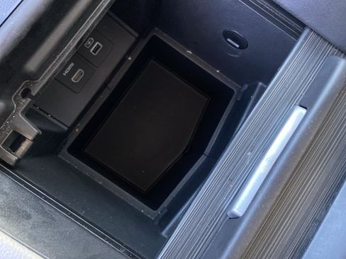 Used 2025 Honda Odyssey Touring image 44