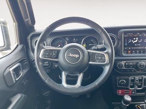 Used 2021 Jeep Wrangler Unlimited Rubicon 4xe w/ Cold Weather Group AWD/4WD image 12