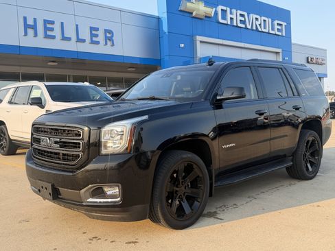 Used 2019 GMC Yukon SLT w/ Graphite Performance Edition AWD/4WD image 3