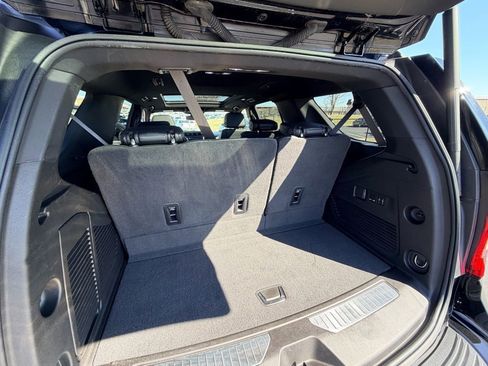 Used 2022 GMC Yukon Denali image 25