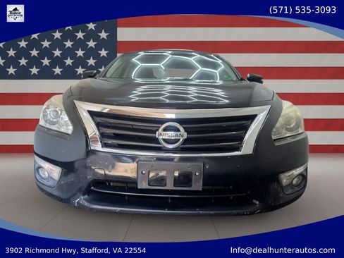 Used 2015 Nissan Altima 2.5 SL w/ Technology Package FWD image 2
