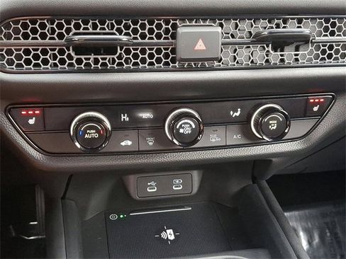 Certified 2026 Honda HR-V Sport image 15