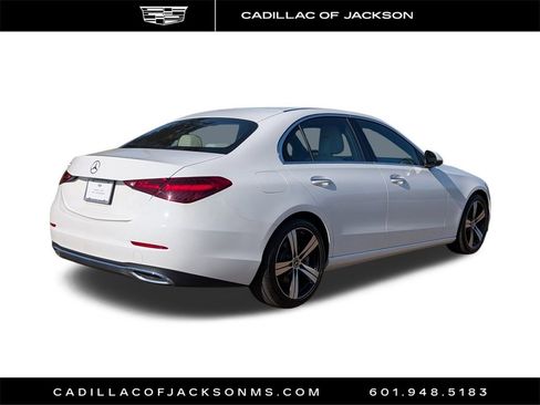 Used 2022 Mercedes-Benz C 300 Sedan image 4