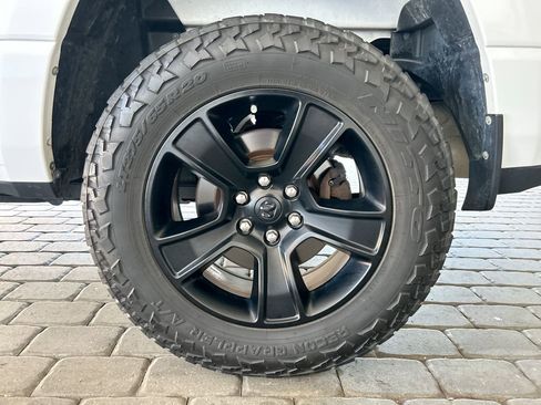 Used 2019 RAM 1500 Big Horn image 40