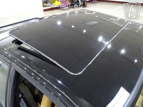 Used 1987 Porsche 944 S image 32