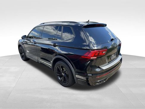 Used 2023 Volkswagen Tiguan SE R-Line FWD image 7