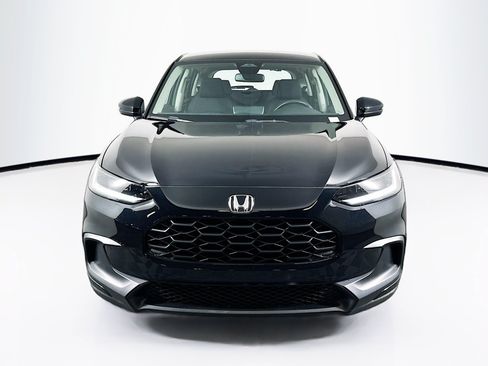 Used 2024 Honda HR-V LX image 2