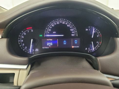 Used 2017 Cadillac XTS Luxury FWD image 23