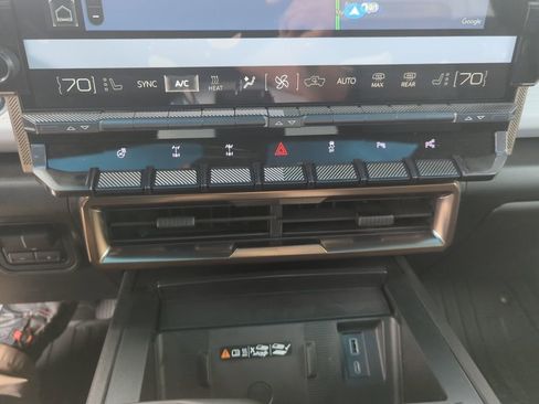 New 2025 GMC Hummer EV 3X w/ Extreme Off-Road Package image 27