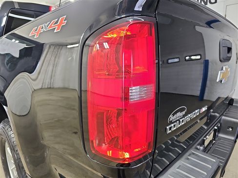 Certified 2020 Chevrolet Colorado W/T w/ WT Convenience Package image 37