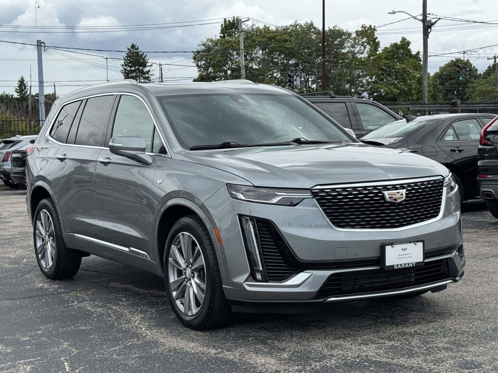 Certified 2023 Cadillac XT6 Premium Luxury w/ Technology Package AWD/4WD image 4