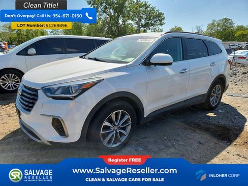 Used 2017 Hyundai Santa Fe SE FWD image 1