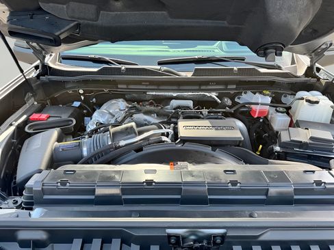 Used 2025 Chevrolet Silverado 2500 LTZ w/ LTZ Plus Package AWD/4WD image 25
