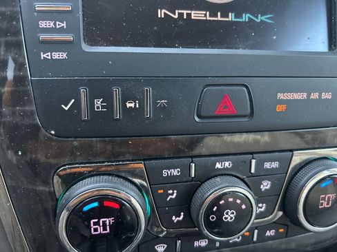 Used 2014 Buick Enclave Leather FWD image 36