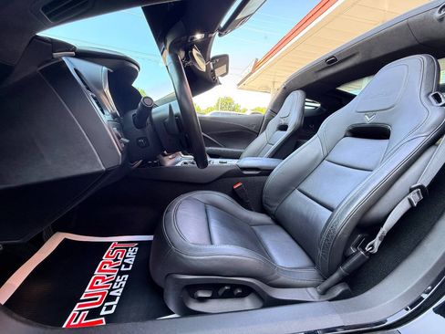 Used 2016 Chevrolet Corvette Z06 w/ 3LZ Preferred Equipment Group RWD image 32