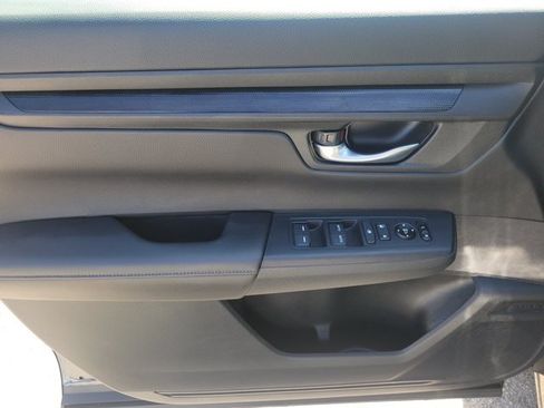 Used 2025 Honda CR-V EX image 19