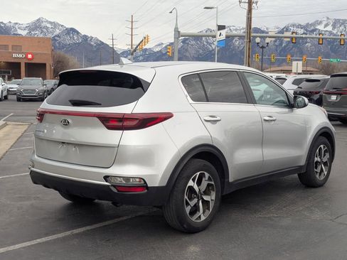 Used 2020 Kia Sportage LX image 4
