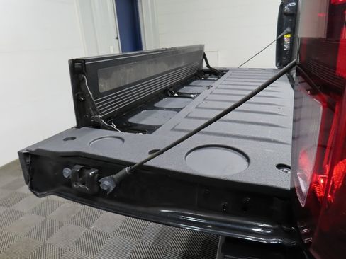 Used 2022 GMC Sierra 2500 SLE image 33