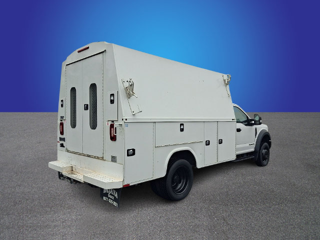 Used 2018 Ford F550 2WD Regular Cab Super Duty image 4