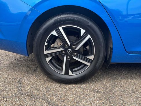 Used 2025 Nissan Sentra SV image 30