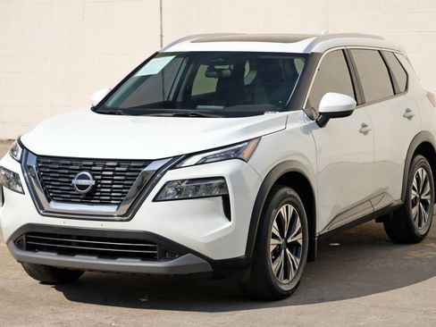Used 2023 Nissan Rogue SV w/ SV Premium B Package FWD image 43
