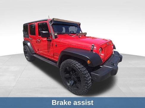 Used 2015 Jeep Wrangler Unlimited Sport w/ Connectivity Group AWD/4WD image 8