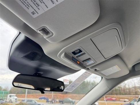 New 2026 Ford Explorer Active w/ Active Comfort Package image 25