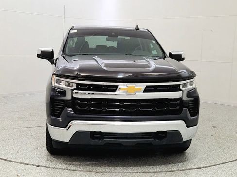 Used 2022 Chevrolet Silverado 1500 LT image 2