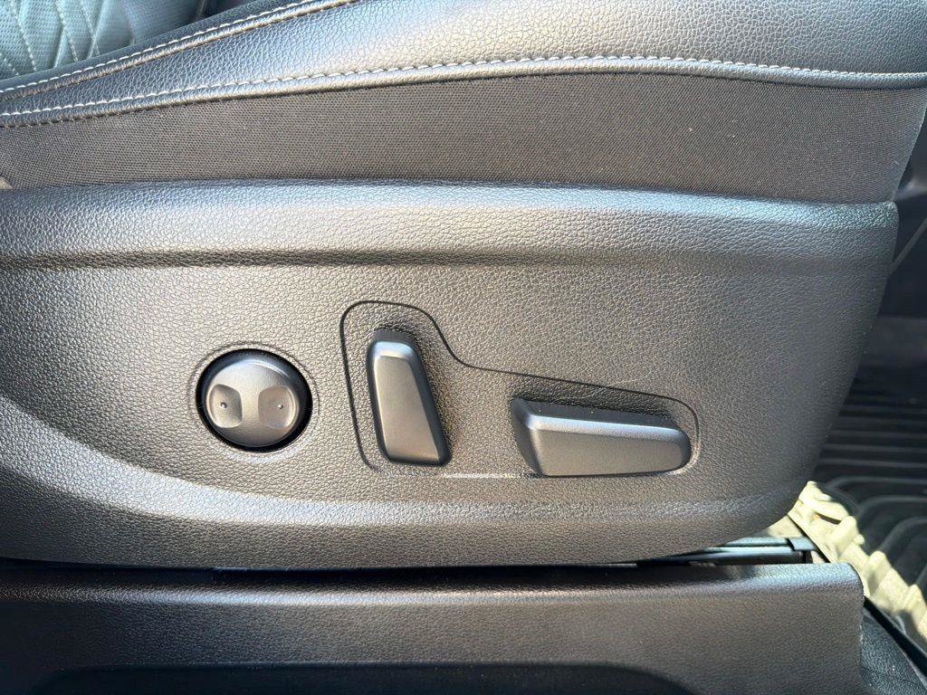 Used 2023 Kia Telluride SX X-Line AWD/4WD image 25