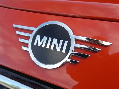 Used 2021 MINI Cooper S image 73