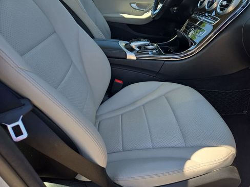 Used 2018 Mercedes-Benz C 300 Sedan image 21