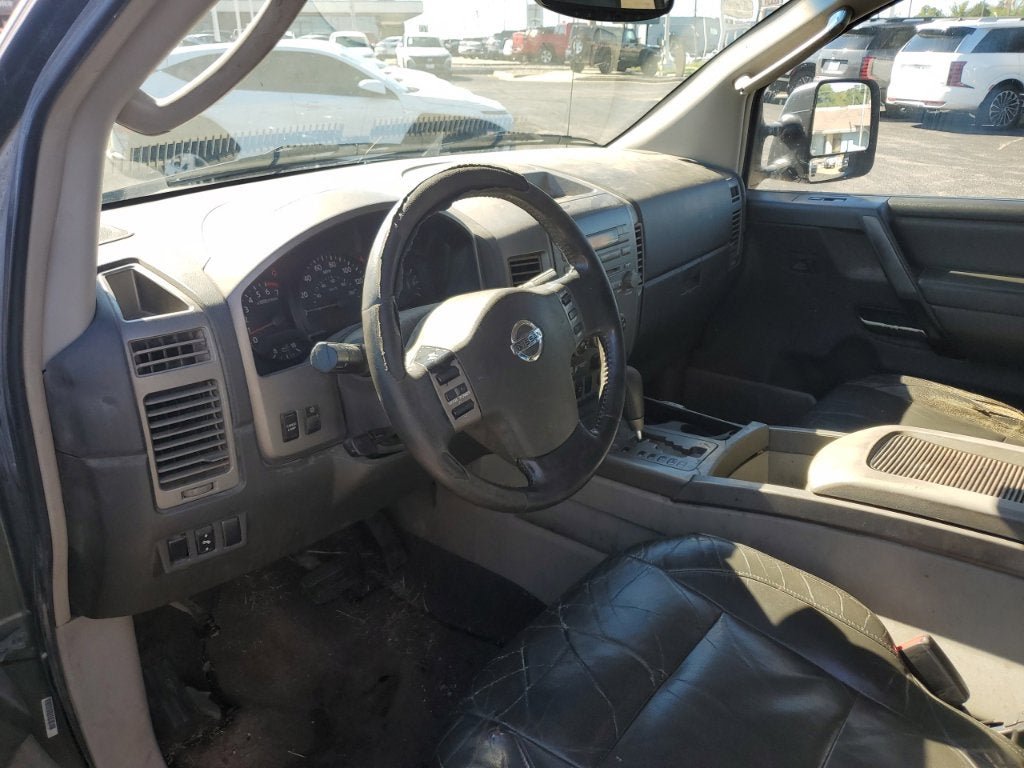 Used 2004 Nissan Titan LE w/ (OF1) LE Off-Road Pkg AWD/4WD image 8