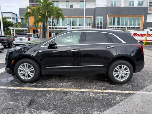 Used 2026 Cadillac XT5 Luxury FWD image 2