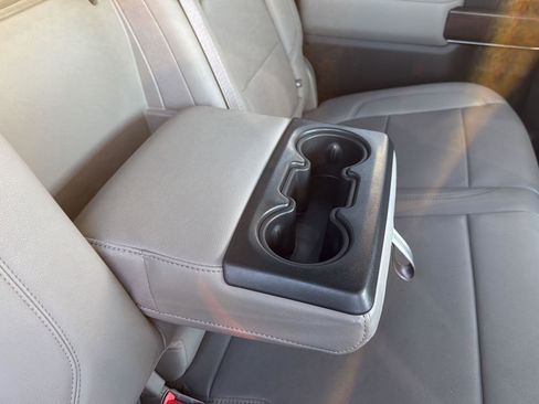 Used 2022 GMC Sierra 1500 SLT image 42