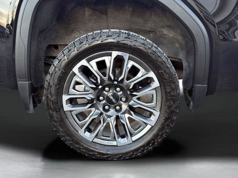 Used 2023 GMC Sierra 1500 Denali Ultimate AWD/4WD image 40