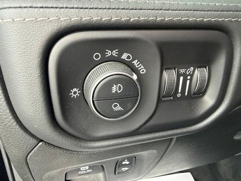 Used 2021 RAM 1500 Limited w/ Night Edition AWD/4WD image 33