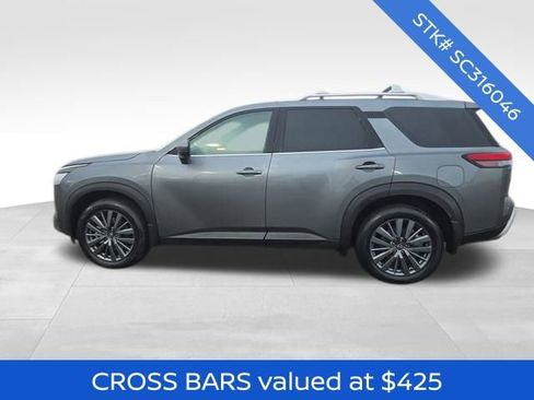 New 2025 Nissan Pathfinder SL w/ SL Premium Package image 4