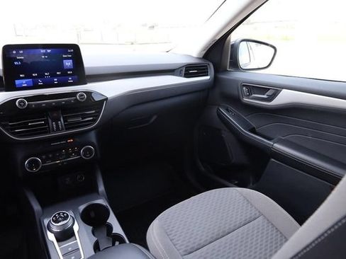 Certified 2022 Ford Escape SE w/ SE Sport Appearance Package FWD image 15