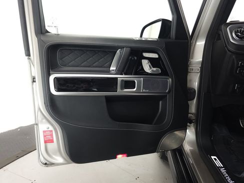 Used 2024 Mercedes-Benz G 550 image 5