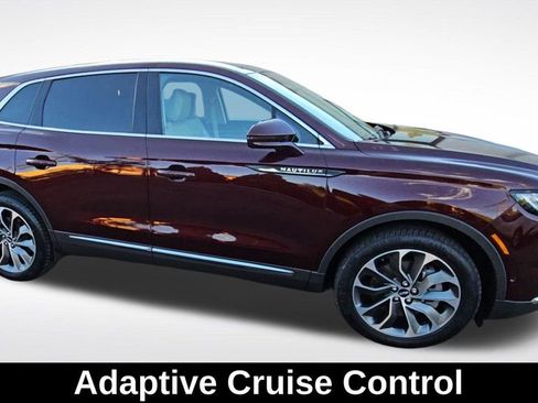 Used 2021 Lincoln Nautilus Reserve w/ Equipment Group 201A image 10