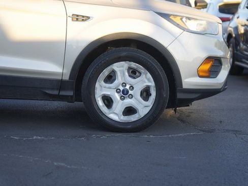 Used 2018 Ford Escape S image 4