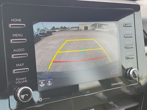 Used 2021 Toyota Camry SE w/ Convenience Package image 30