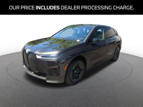 Certified 2024 BMW iX xDrive50 w/ Premium Package AWD/4WD image 1